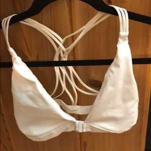 Victoria Sport front closure strappy sports bra